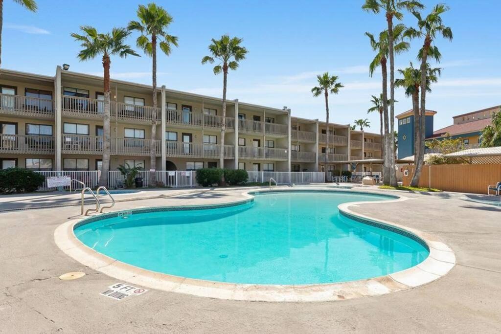 סאות' פאדרה איילנד 2 Bed 2 Bath Condo By Beach With Resort Pool מראה חיצוני תמונה